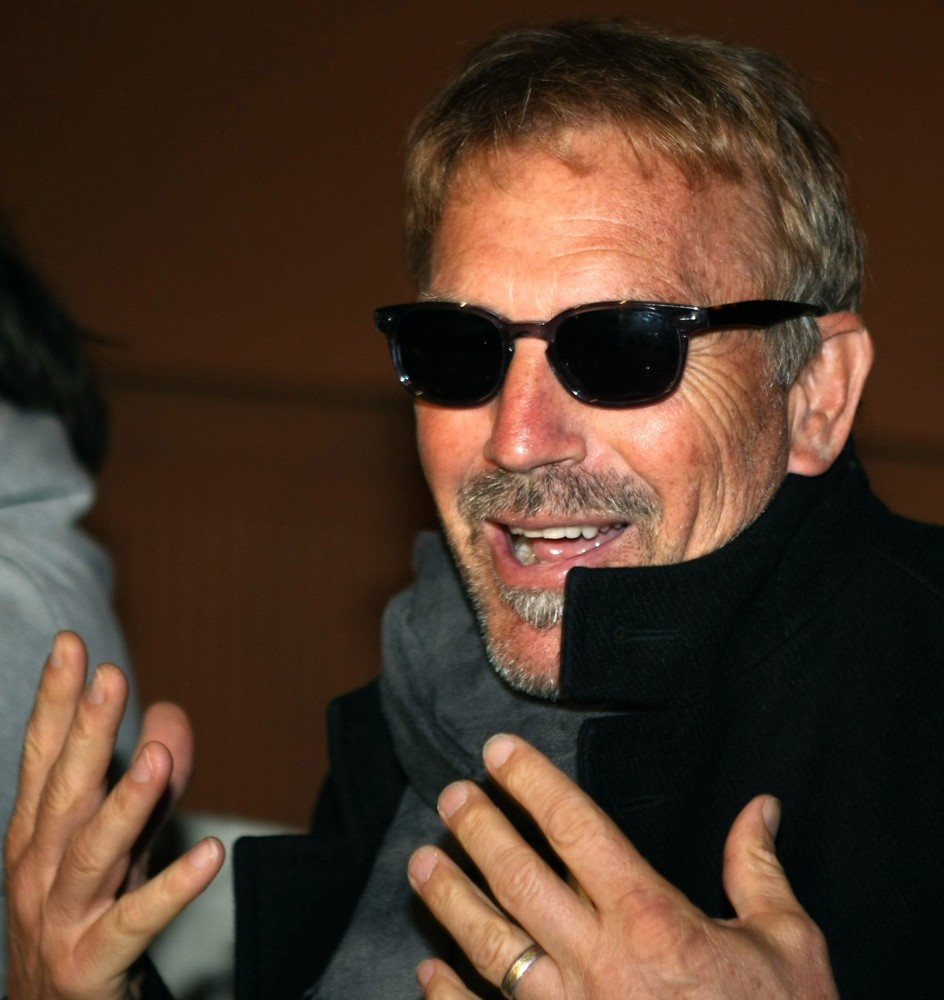 Kevin Costner married