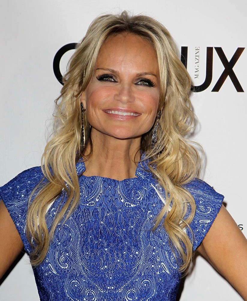 Kristin Chenoweth Picture 97 - Genlux Magazine Cover Girl Kristin ...