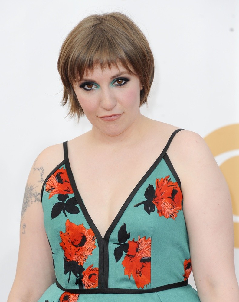 Next photo of Lena Dunham