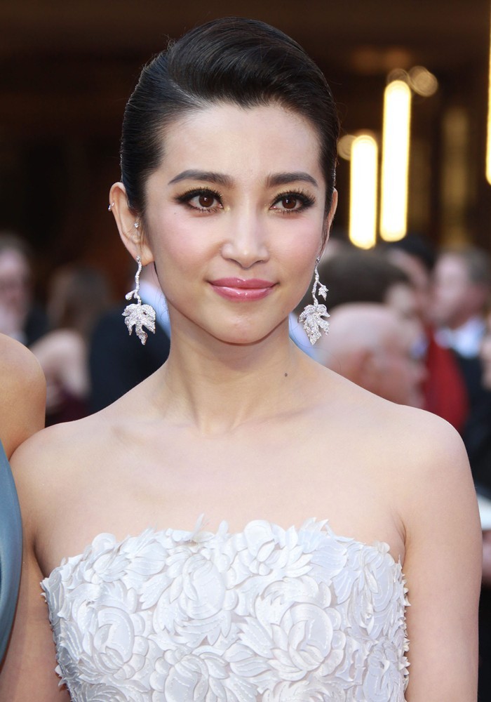 Li Bingbing Picture 15 - 84th Annual Academy Awards - Arrivals