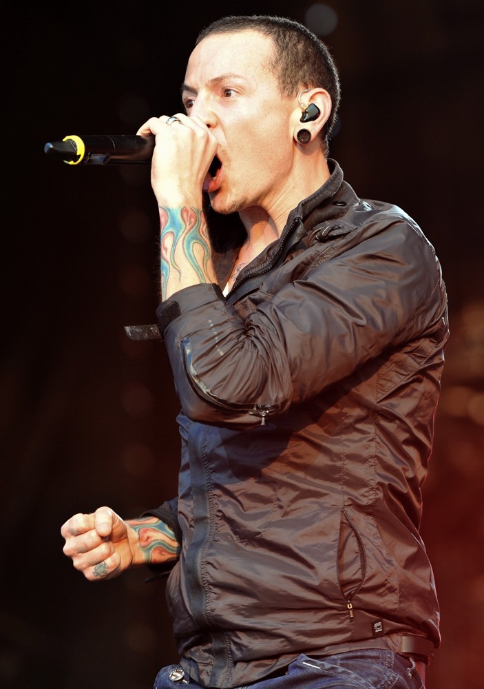 Chester Bennington Picture 20 - Linkin Park Performing at Maxidrom ...