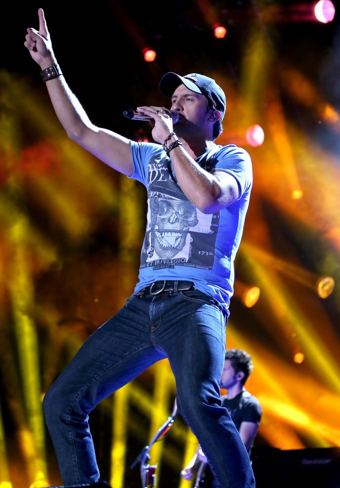 Luke Bryan Picture 93 - The 2013 CMA Music Festival - Day 1