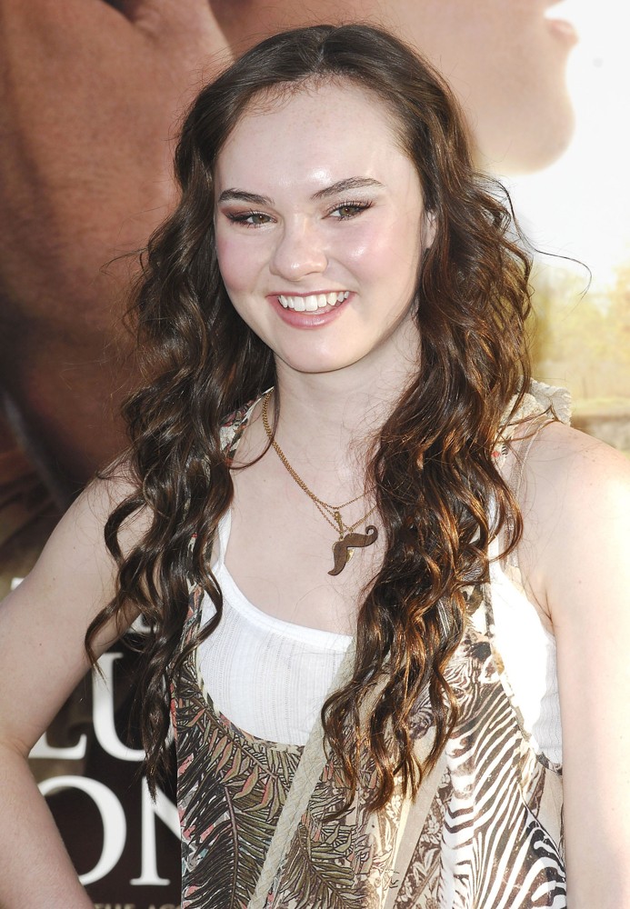 Madeline Carroll Picture 31 - The Premiere of The Lucky One