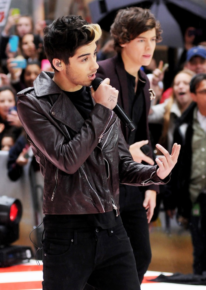 Zayn Malik Picture 37 One Direction Performing Live On The Today Show 