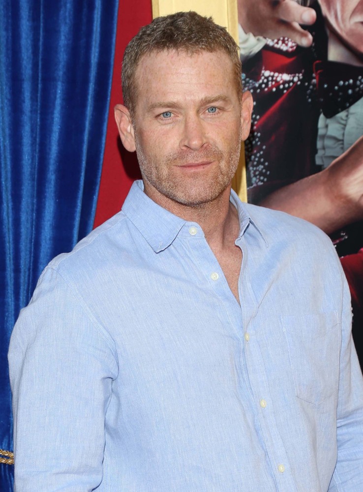 Max Martini Picture 3 - Los Angeles Premiere of Columbia Pictures' Zero ...