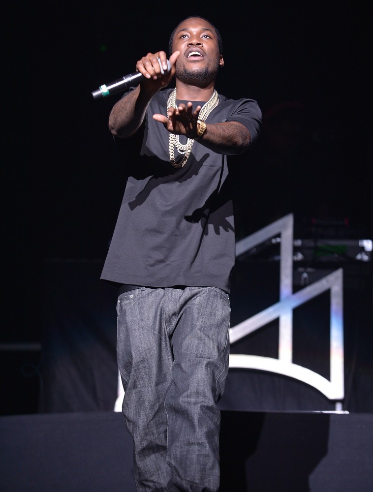 Meek Mill Picture 17 - Meek Mill Performs During Maybach Music Group Tour