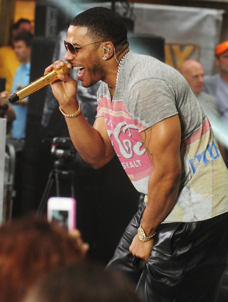 Nelly Picture 134 - Nelly Performs on Today Show