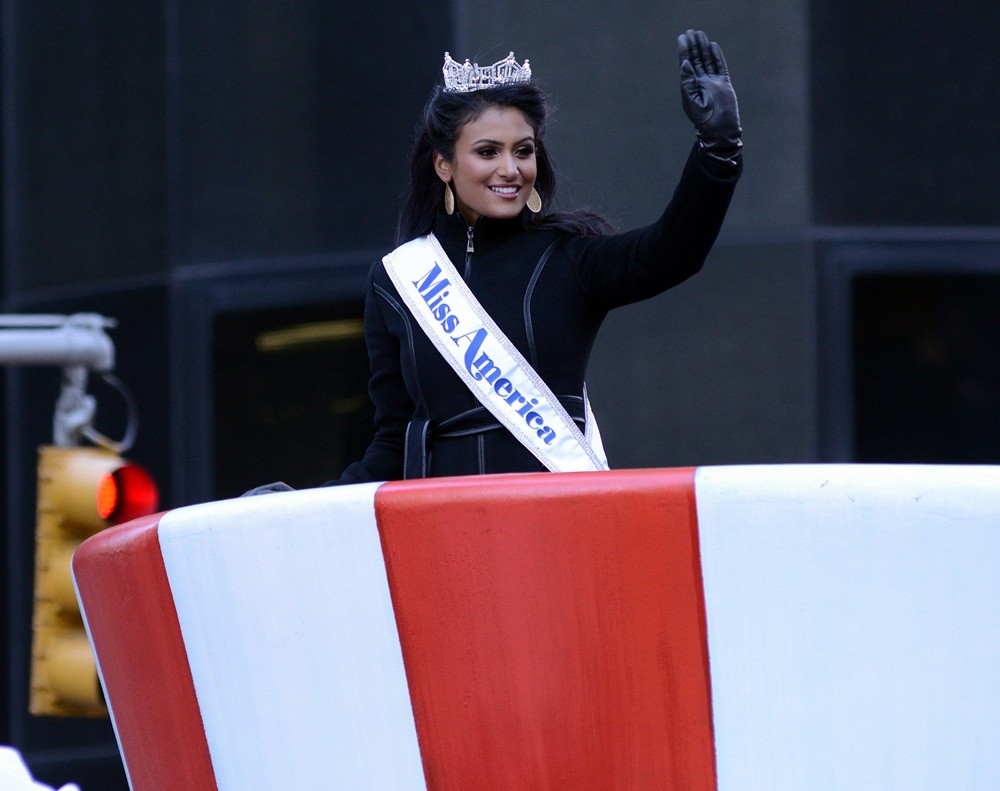 Nina Davuluri Picture Th Macy S Thanksgiving Day Parade