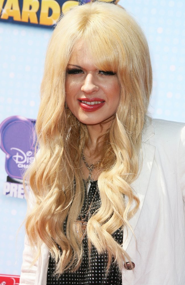 Orianthi Picture 13 - Radio Disney Music Awards 2014