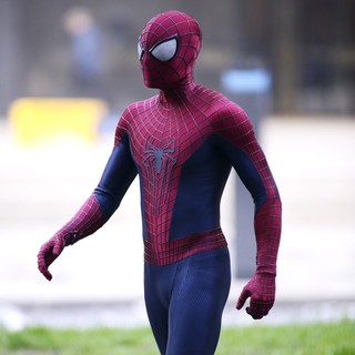 Scenes Are Filmed for The Amazing Spider-Man 2 on Location