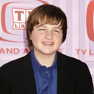 Angus T. Jones Picture 1 - Chicken Little World Premiere - Arrivals