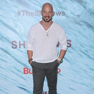 The New York Premiere of The Shallows
