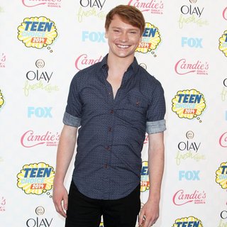 calum worthy Picture 4 - Radio Disney Music Awards 2014