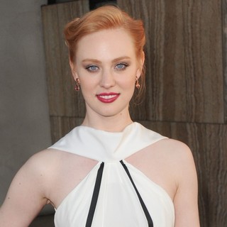 Deborah Ann Woll Pictures with High Quality Photos