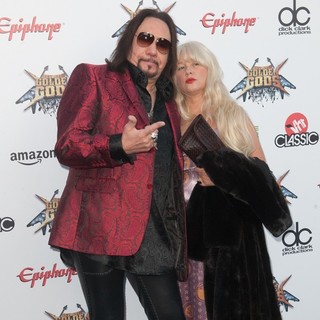 Jeanette Trerotola Picture 1 - 2014 Revolver Golden Gods Award Show