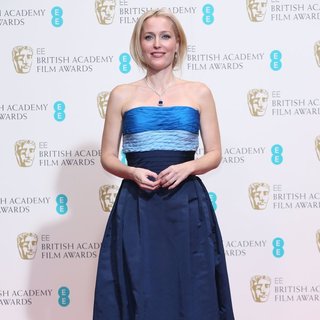 Gillian Anderson Pictures with High Quality Photos