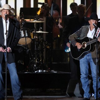 George Strait Mourns the Loss of His Father, Cancels Performance at CMT ...