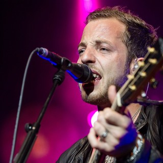 Video Premiere: James Morrison's 'I Won't Let You Go'