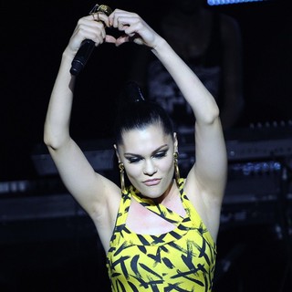 Jessie J Picture 48 - Jessie J Performs at The VIP Room Theatre