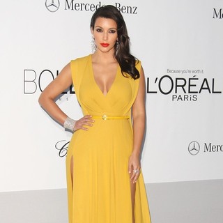 Kim Kardashian Picture 458 - AmfAR's Cinema Against AIDS Gala 2012 ...