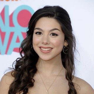 Kira Kosarin Picture 4 - The 5th Annual Teennick Halo Awards