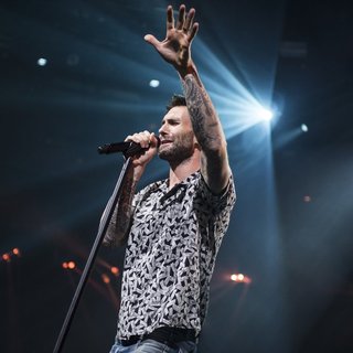 Maroon 5 Pictures with High Quality Photos