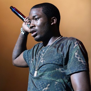 Meek Mill Picture 17 - Meek Mill Performs During Maybach Music Group Tour