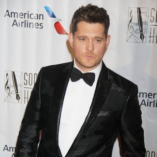 Michael Buble Pictures, Latest News, Videos and Dating Gossips