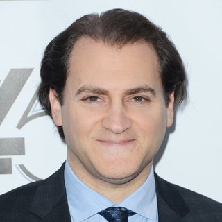 Next photo of Michael Stuhlbarg