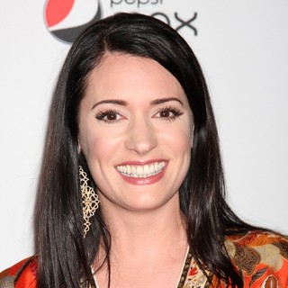 Next photo of Paget Brewster