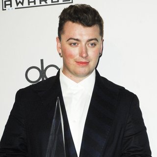 Sam Smith Picture 35 - The MOBO Awards 2014 - Arrivals