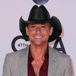 Tim McGraw Pictures with High Quality Photos