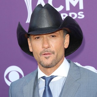 Tim McGraw Picture 86 - 48th Annual ACM Awards - Arrivals