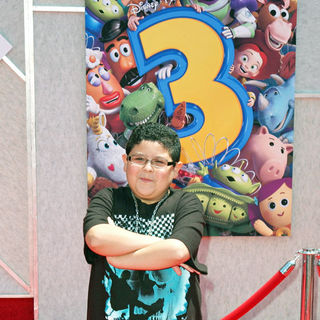 Los Angeles Premiere of Walt Disney Pictures 'Toy Story 3' - Arrivals