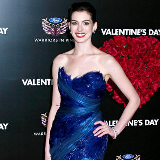 Los Angeles World Premiere of 'Valentine's Day' - Red Carpet