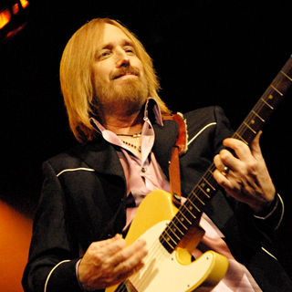 Tom Petty Picture 8 - Tom Petty and the Heartbreakers Performing