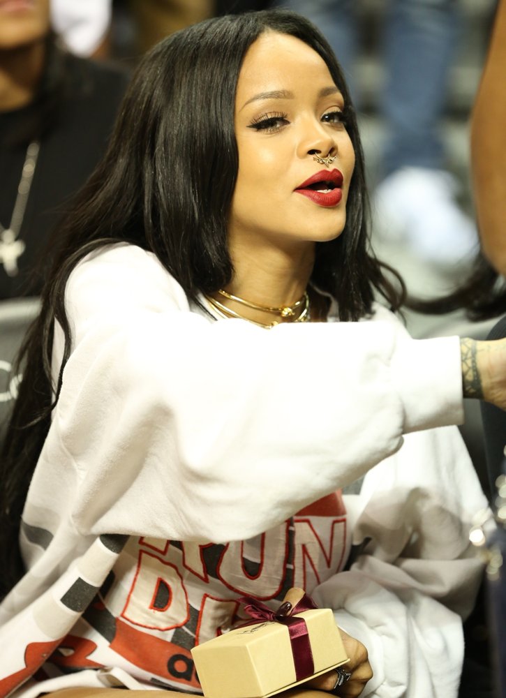 Rihanna Picture 936 - Summer Classic Charity Basketball Game