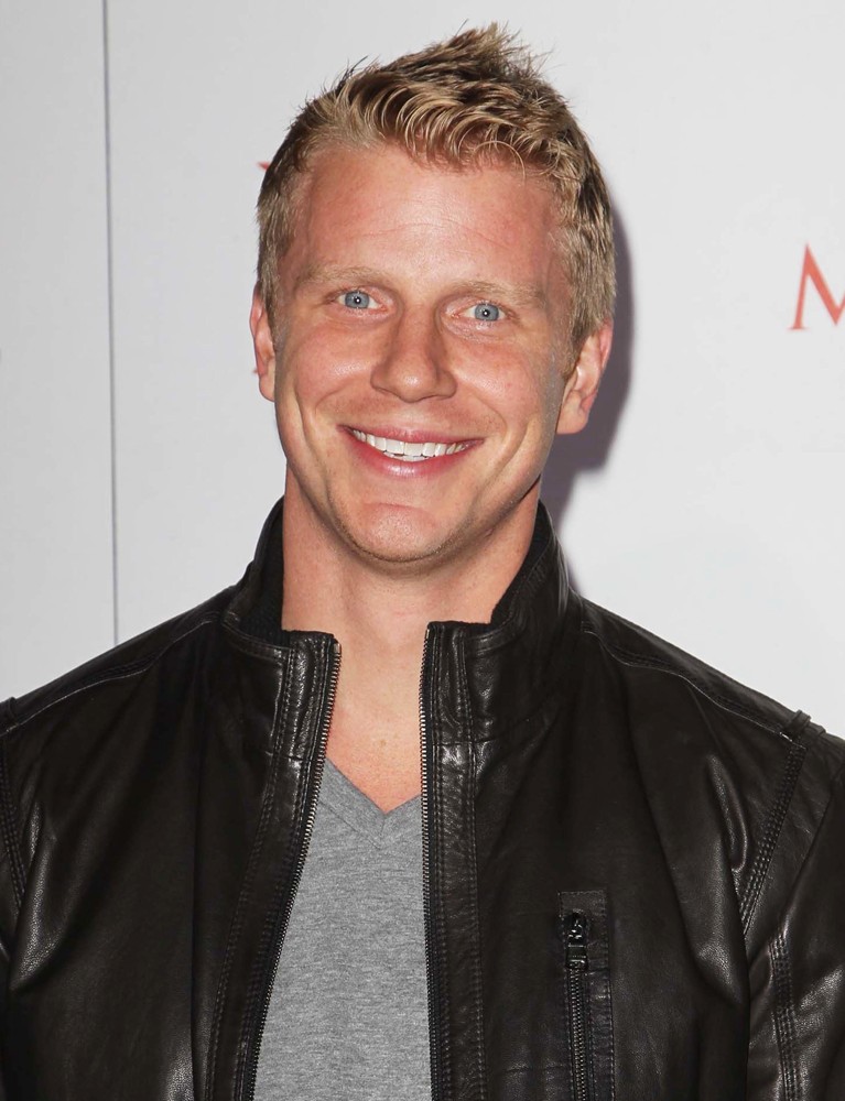 sean lowe Picture 2 - The Maxim Hot 100 Party - Arrivals