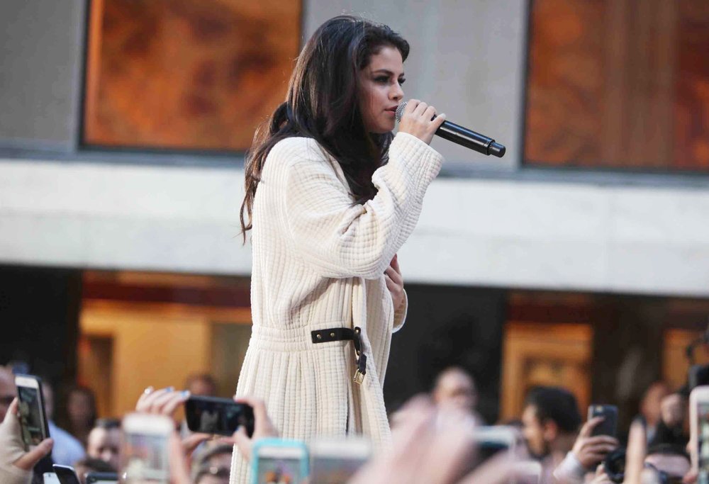 Selena-gomez Picture 852 - Selena Gomez Performs Live On NBC's Today Show