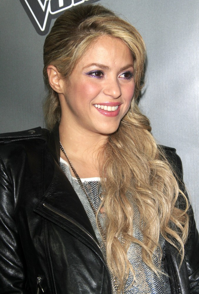 Shakira Picture 268 - The Voice Season 4 Red Carpet Event