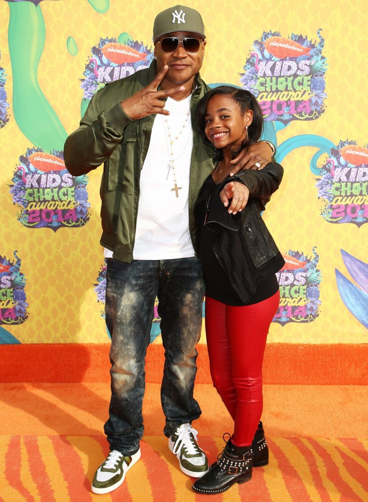 Nina Simone Smith Picture 5 - Nickelodeon's 27th Annual Kids' Choice ...