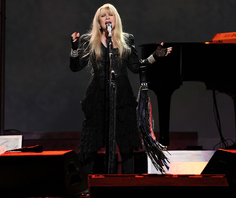 stevie nicks Picture 46 Stevie Nicks Performing Live in Concert