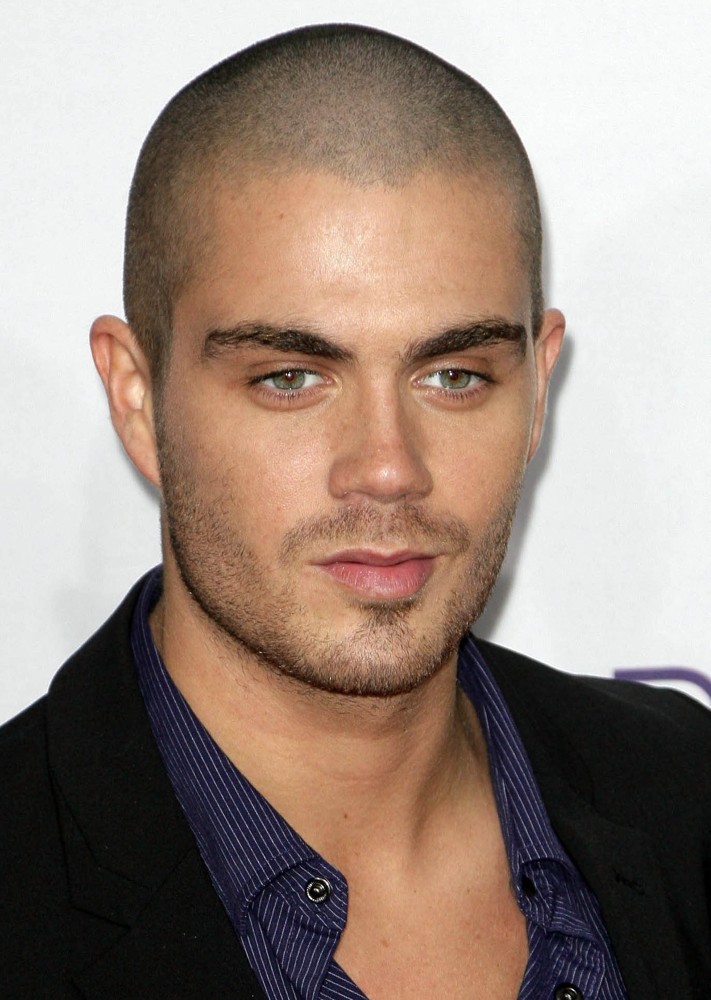 Max George Picture 17 - People's Choice Awards 2013 - Red Carpet Arrivals