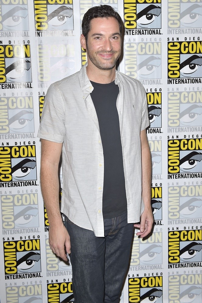 Tom Ellis Picture 26 - Comic-Con International 2016: San Diego ...