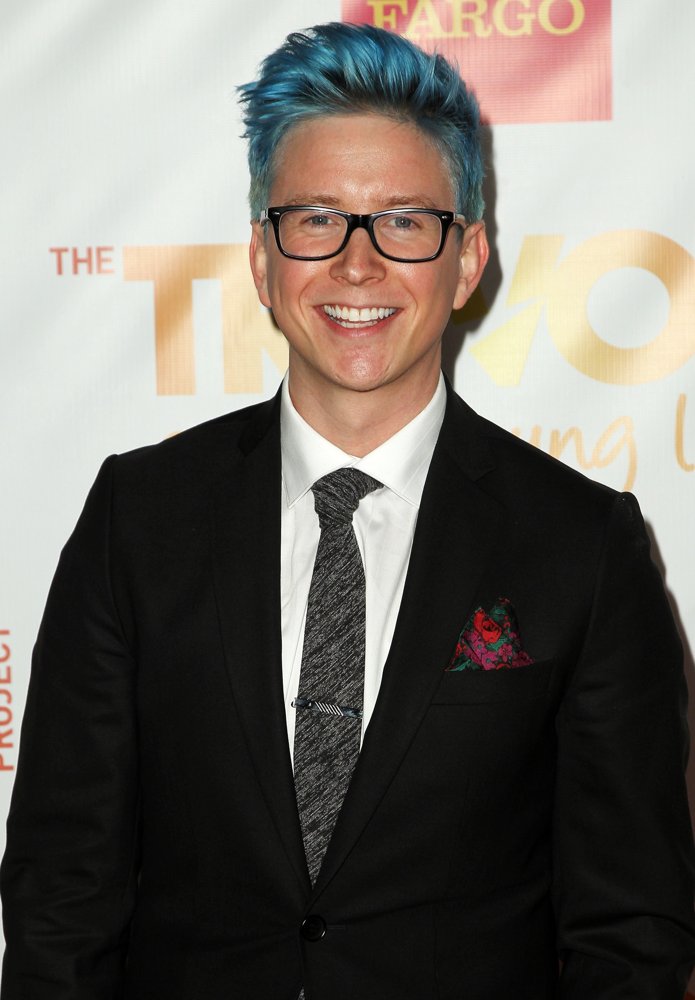 Tyler Oakley Picture 9 - Logo TV's 2014 NewNowNext Awards - Arrivals