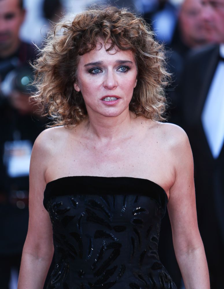 Next photo of Valeria Golino