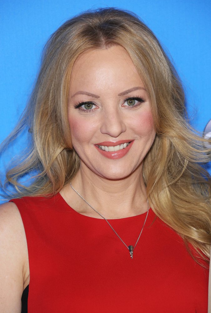 Wendi McLendon-Covey Picture 16 - Disney and ABC TCA Summer Press Tour ...