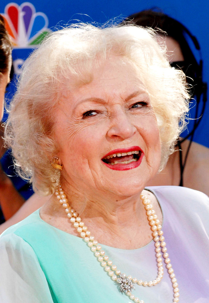 Betty White Picture 26 - The 62nd Annual Primetime Emmy Awards