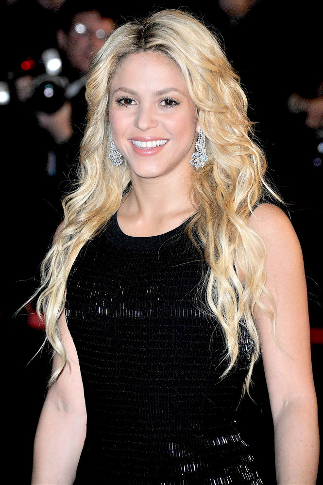 Shakira Picture 115 - NRJ Music Awards 2011 Ceremony - Arrivals