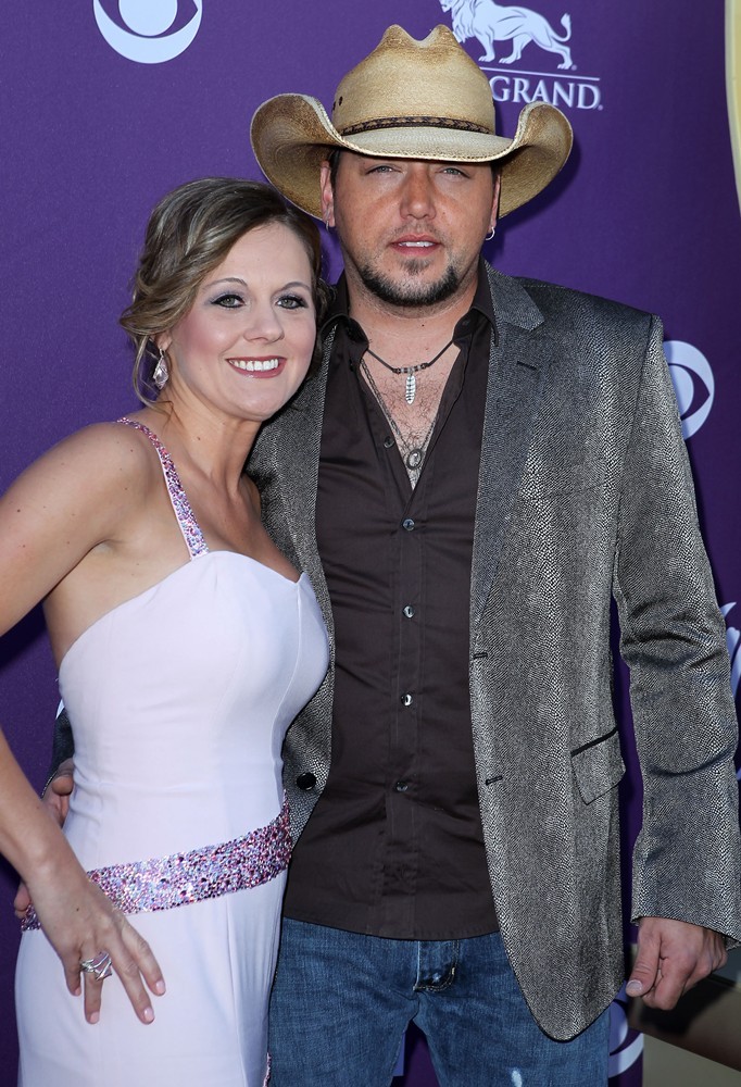 Jason Aldean Picture 33 - 2012 ACM Awards - Arrivals